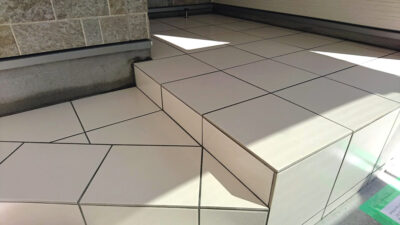 美しさ持続！玄関タイルコーティングの成功事例とポイント