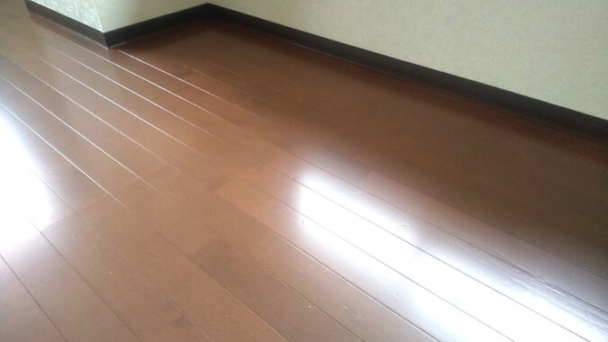 傷が目立たなくなったフロアコーティング施工後