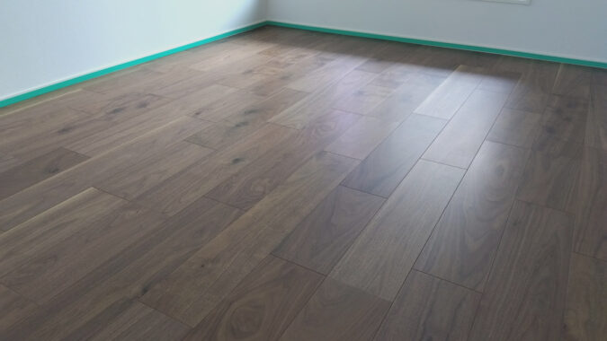 フロアコーティング前の床