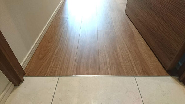 東京都中央区|新築マンション(床材:EIDAI)のフロアコーティング事例