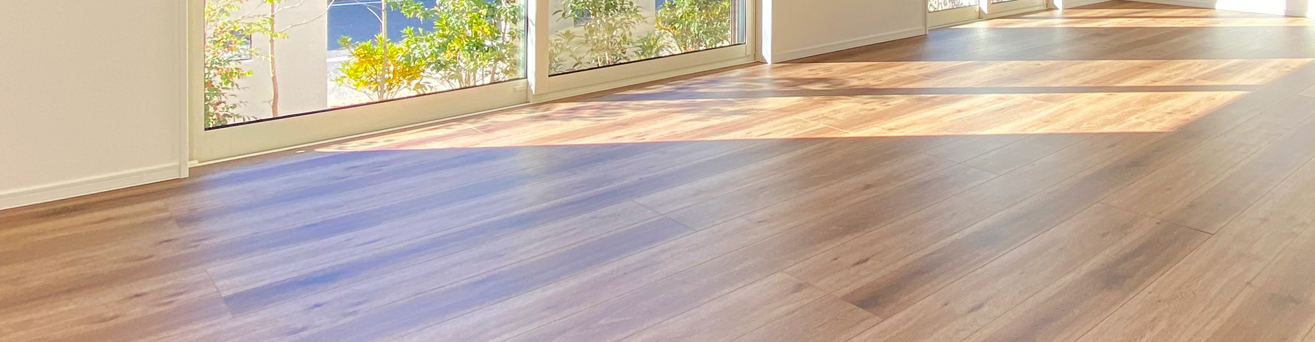 家族の歩みに、ずっと続く輝きと安心を。