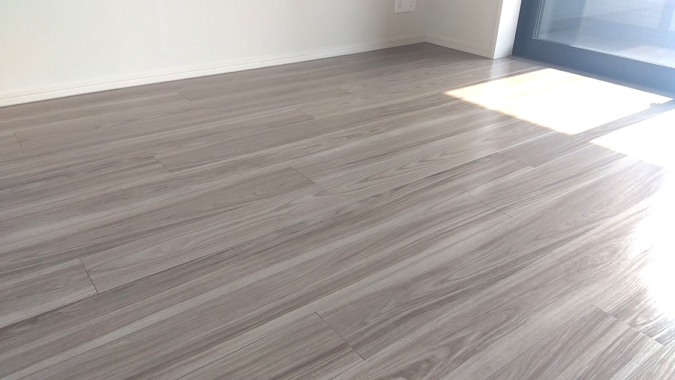 フロアガラスSi（ガラス）の施工後。
